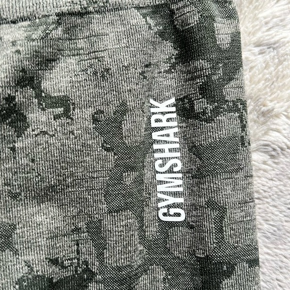 Gymshark Adapt Leggings- Green Animal Print - Picture 4 of 5